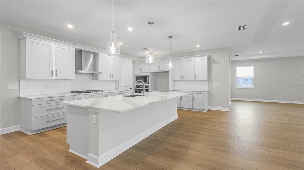 待售: $674,990 (3 贝兹, 3 浴室, 2490 平方英尺)