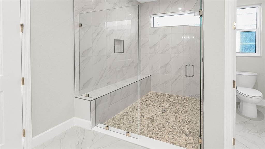 待售: $674,990 (3 贝兹, 3 浴室, 2490 平方英尺)