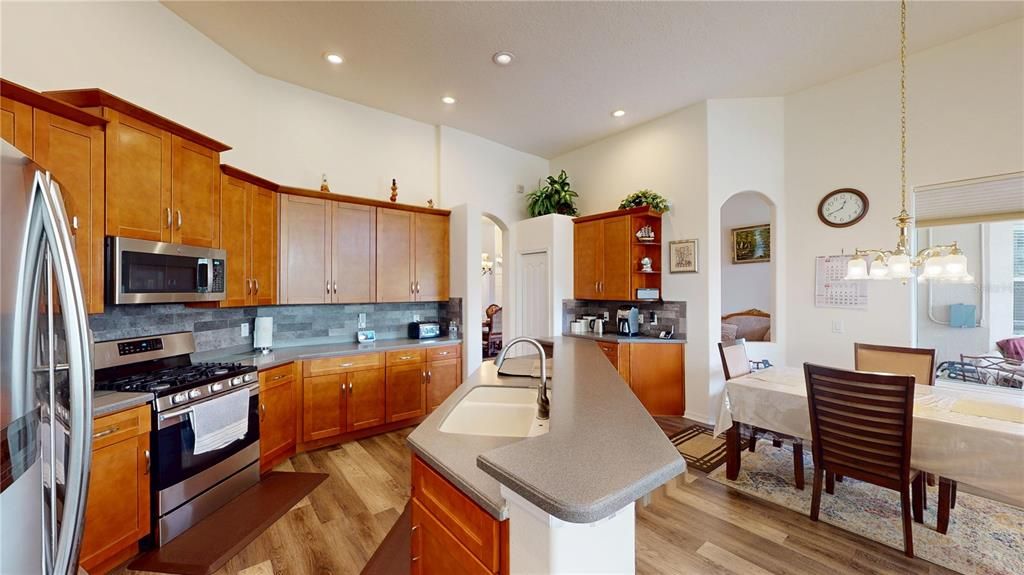 待售: $624,900 (5 贝兹, 3 浴室, 2887 平方英尺)