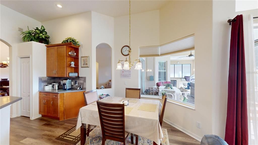 待售: $624,900 (5 贝兹, 3 浴室, 2887 平方英尺)