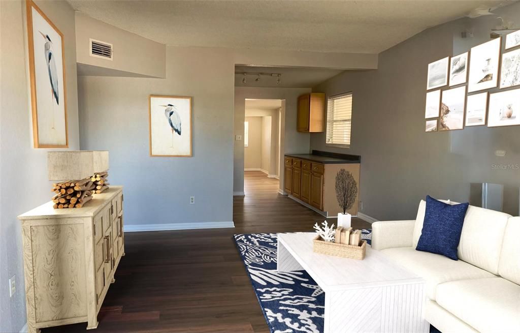 For Sale: $369,500 (3 beds, 1 baths, 1389 Square Feet)