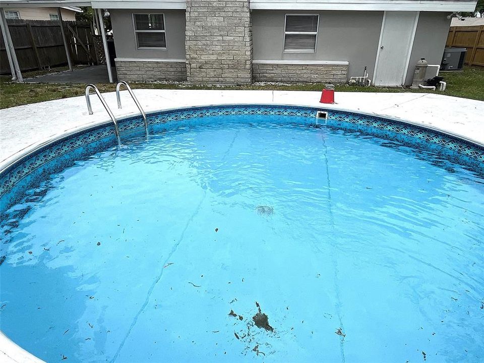 For Sale: $369,500 (3 beds, 1 baths, 1389 Square Feet)