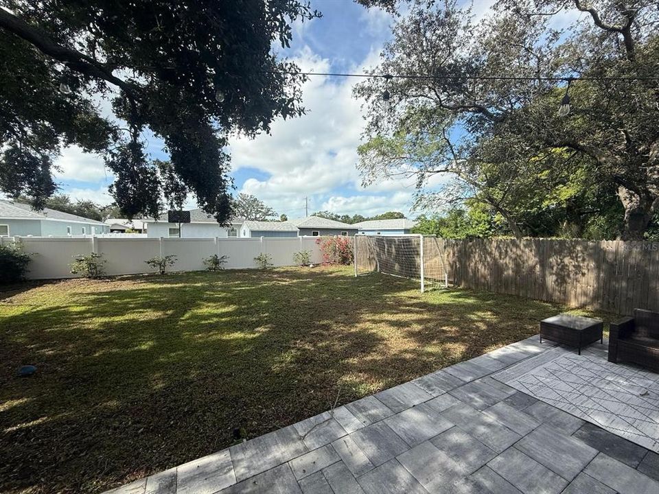 出租: $3,200 (3 贝兹, 2 浴室, 1171 平方英尺)