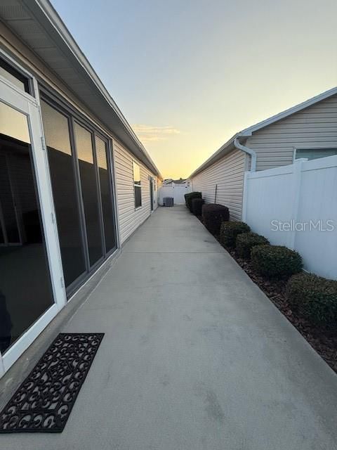 出租: $2,000 (2 贝兹, 2 浴室, 1206 平方英尺)