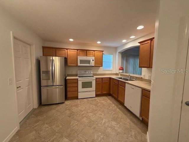 出租: $2,000 (2 贝兹, 2 浴室, 1206 平方英尺)