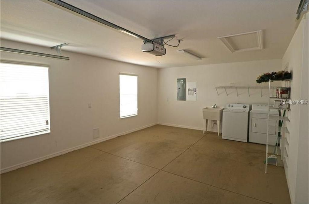 出租: $2,000 (2 贝兹, 2 浴室, 1206 平方英尺)