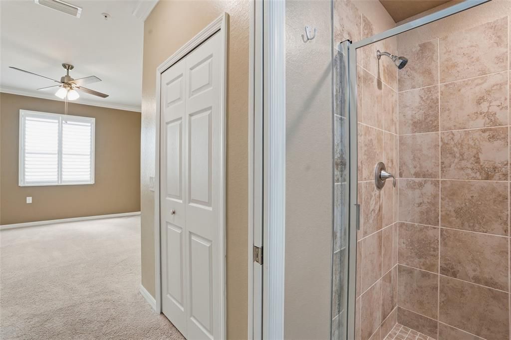 En Venta: $239,000 (2 camas, 2 baños, 1194 Pies cuadrados)