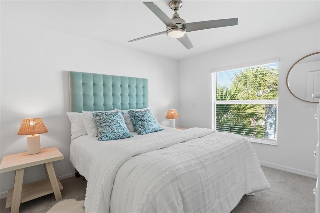 待售: $359,900 (2 贝兹, 2 浴室, 1655 平方英尺)