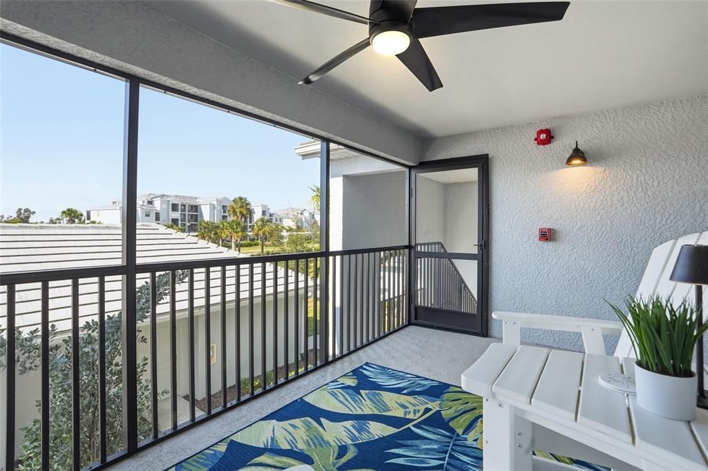 待售: $359,900 (2 贝兹, 2 浴室, 1655 平方英尺)