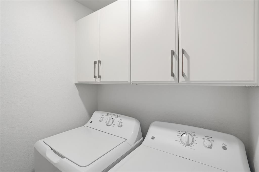 待售: $359,900 (2 贝兹, 2 浴室, 1655 平方英尺)