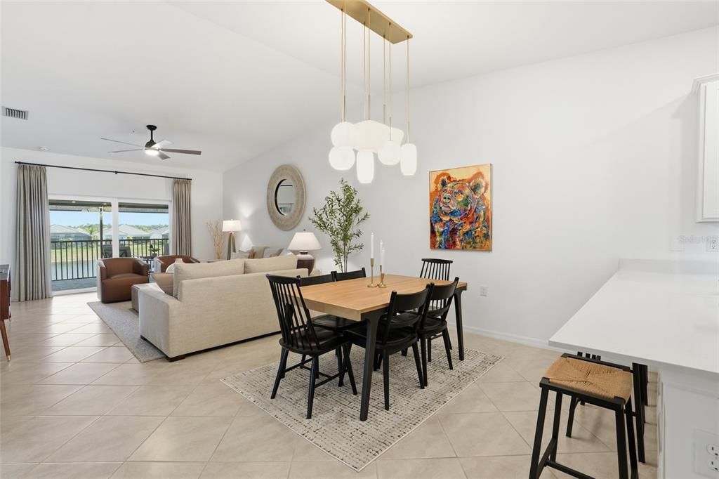 待售: $359,900 (2 贝兹, 2 浴室, 1655 平方英尺)