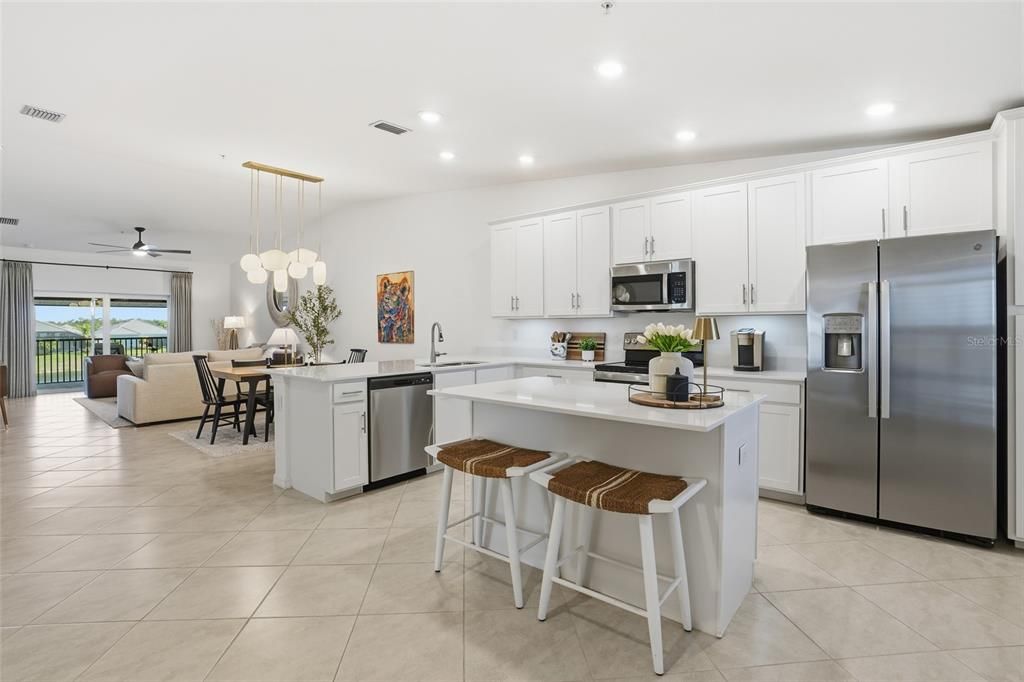 待售: $359,900 (2 贝兹, 2 浴室, 1655 平方英尺)