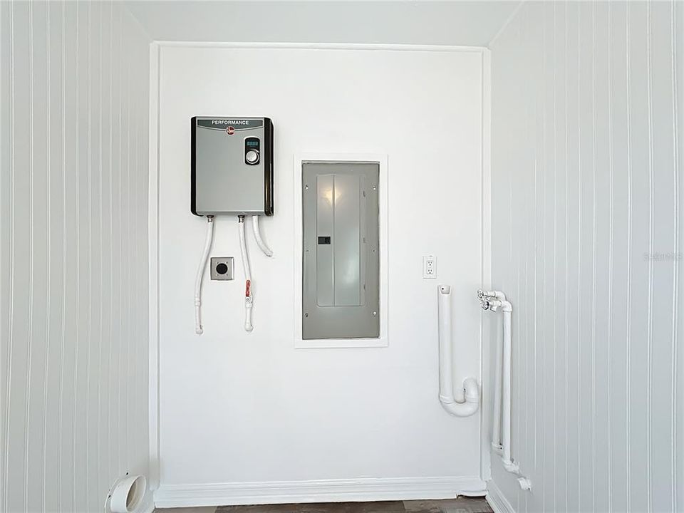 En Venta: $460,000 (4 camas, 2 baños, 1713 Pies cuadrados)