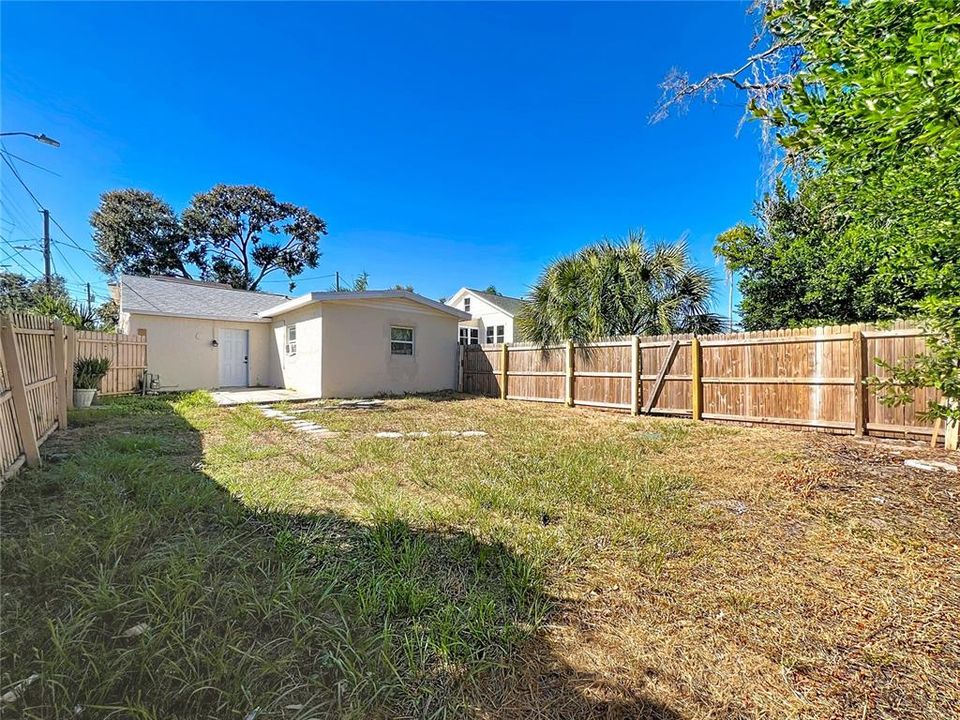 En Venta: $460,000 (4 camas, 2 baños, 1713 Pies cuadrados)