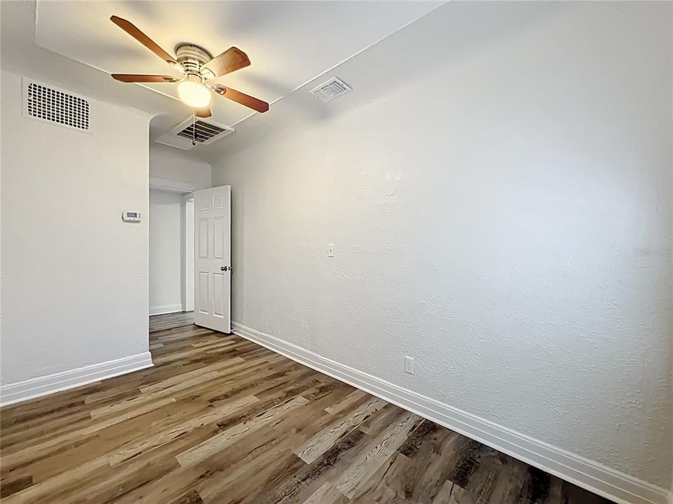 En Venta: $460,000 (4 camas, 2 baños, 1713 Pies cuadrados)