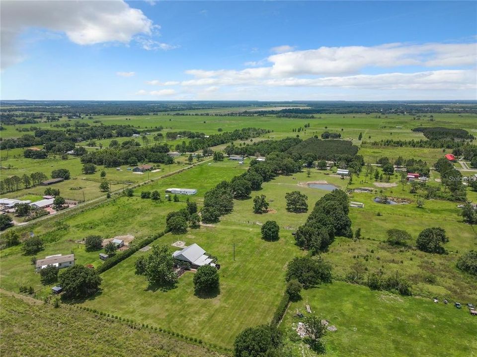 Active With Contract: $775,000 (3 beds, 2 baths, 2860 Square Feet)