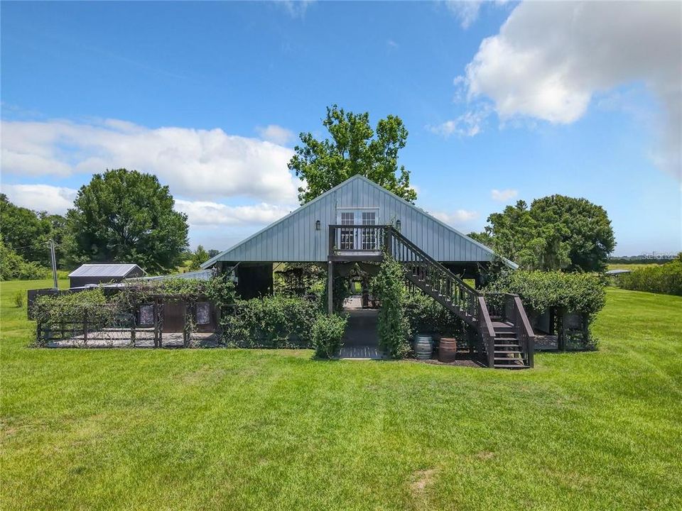 Active With Contract: $775,000 (3 beds, 2 baths, 2860 Square Feet)