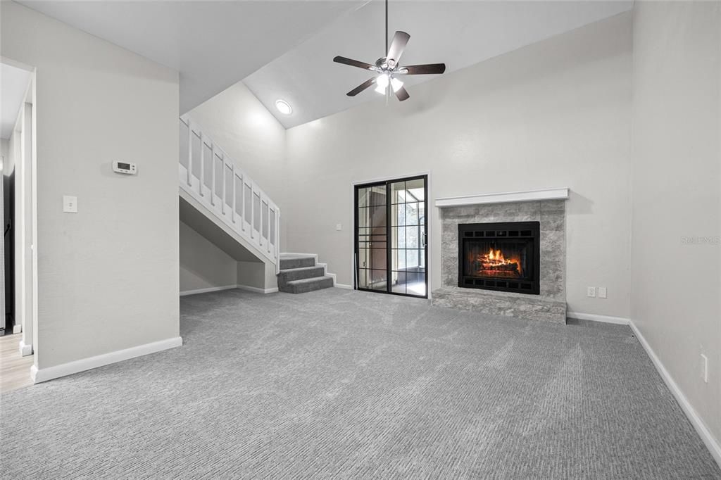 For Sale: $229,000 (2 beds, 2 baths, 1111 Square Feet)