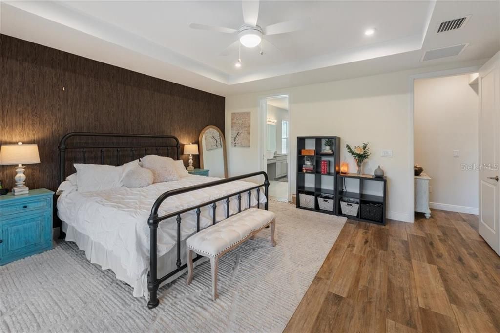 На продажу: $1,269,000 (5 спален, 4 ванн, 3848 Квадратных фут)