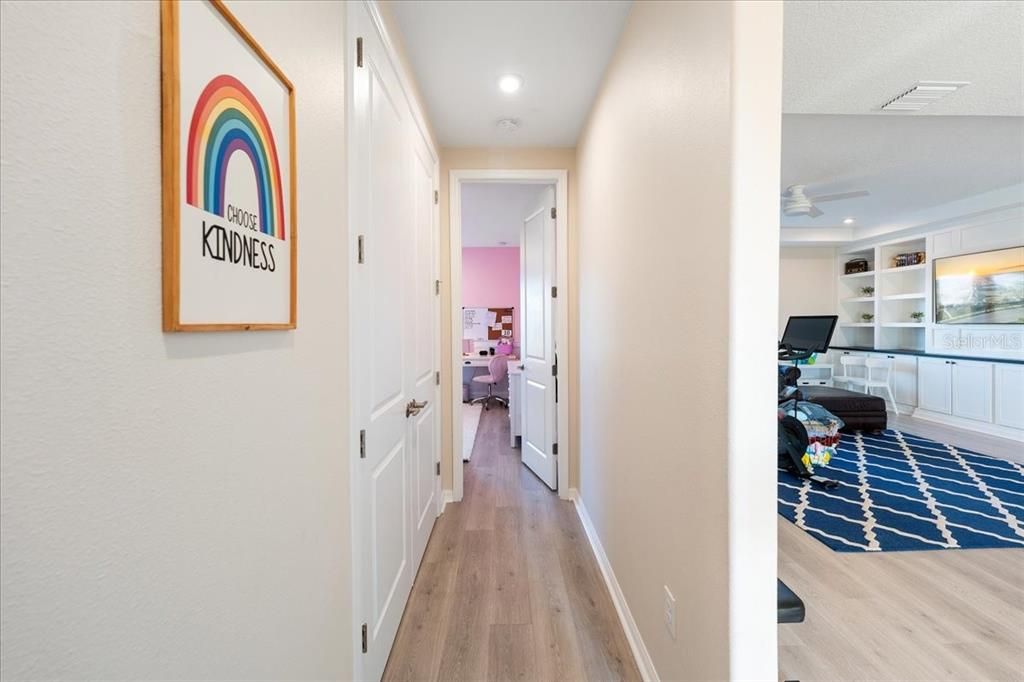 На продажу: $1,269,000 (5 спален, 4 ванн, 3848 Квадратных фут)