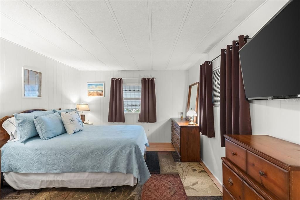 待售: $144,900 (2 贝兹, 2 浴室, 960 平方英尺)