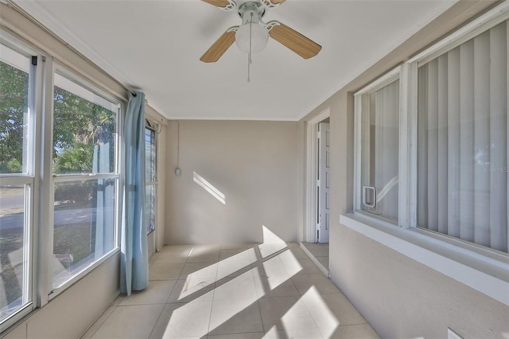 В аренду: $2,100 (3 спален, 2 ванн, 1100 Квадратных фут)