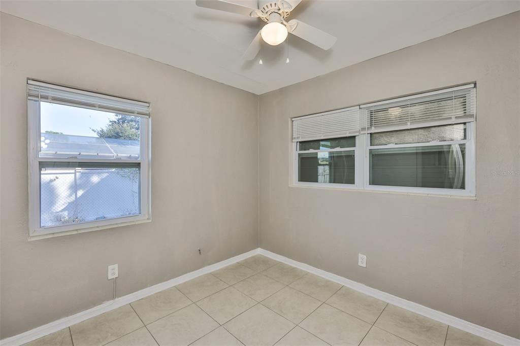 В аренду: $2,100 (3 спален, 2 ванн, 1100 Квадратных фут)