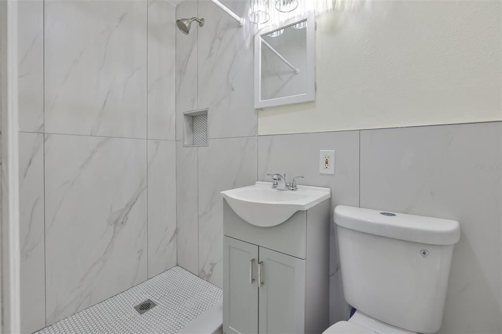 В аренду: $2,100 (3 спален, 2 ванн, 1100 Квадратных фут)