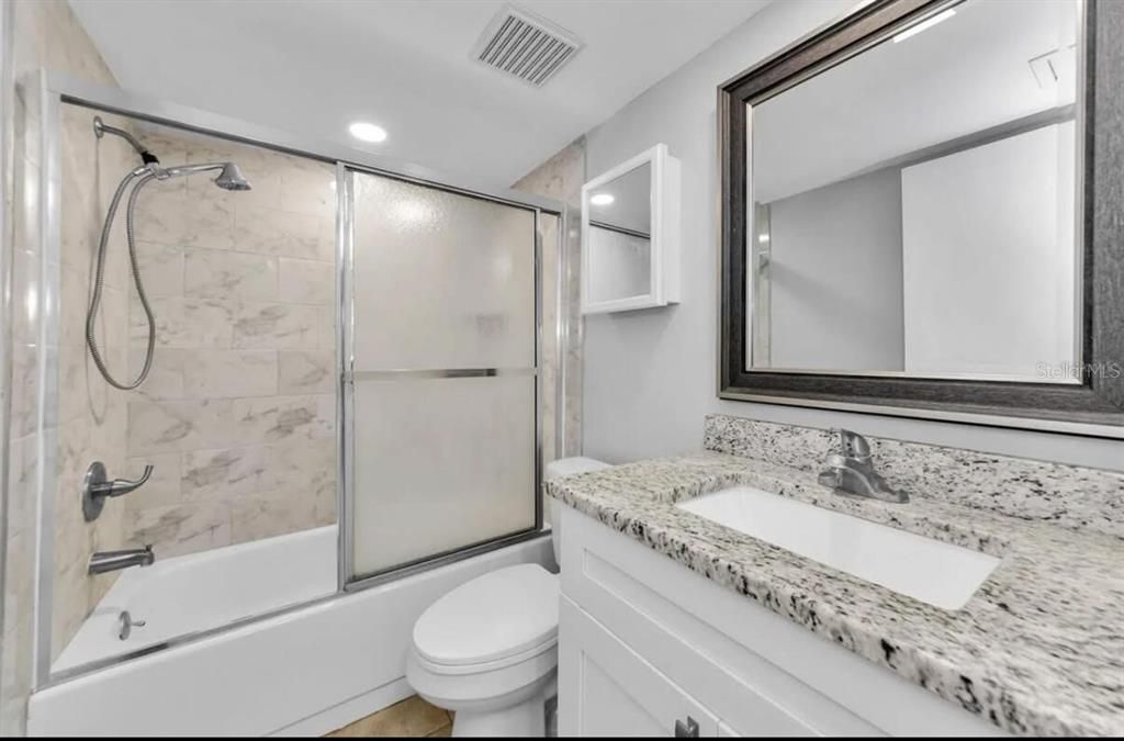 En Venta: $209,900 (2 camas, 2 baños, 1094 Pies cuadrados)