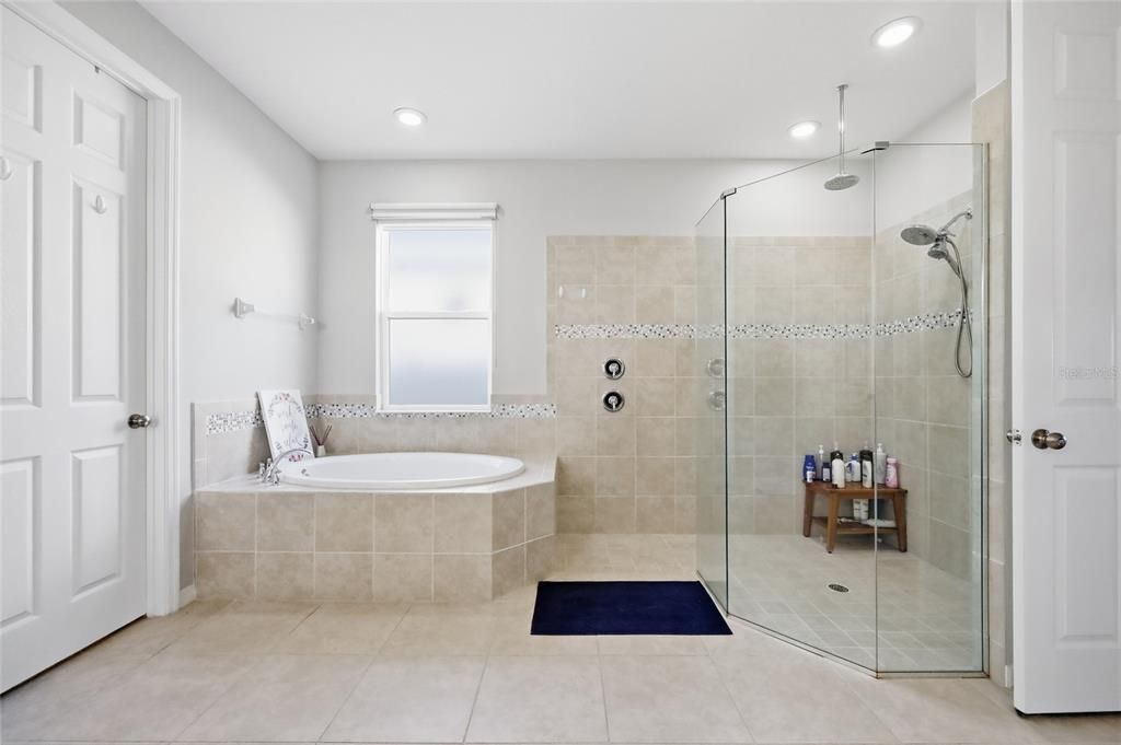 Active With Contract: $690,000 (4 beds, 4 baths, 2848 Square Feet)