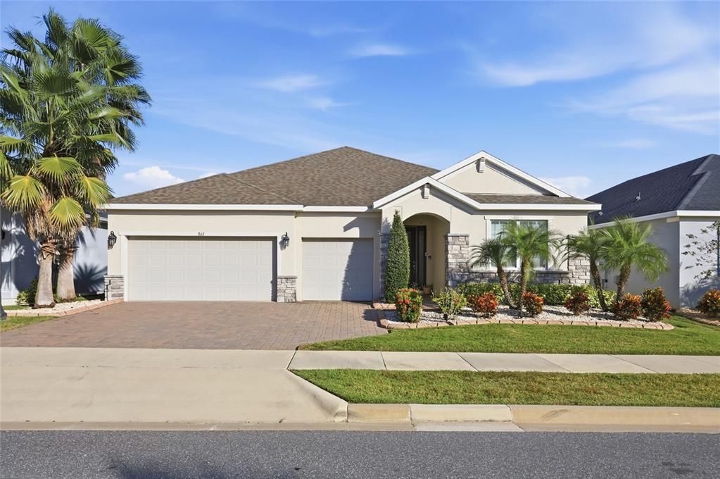 Active With Contract: $690,000 (4 beds, 4 baths, 2848 Square Feet)