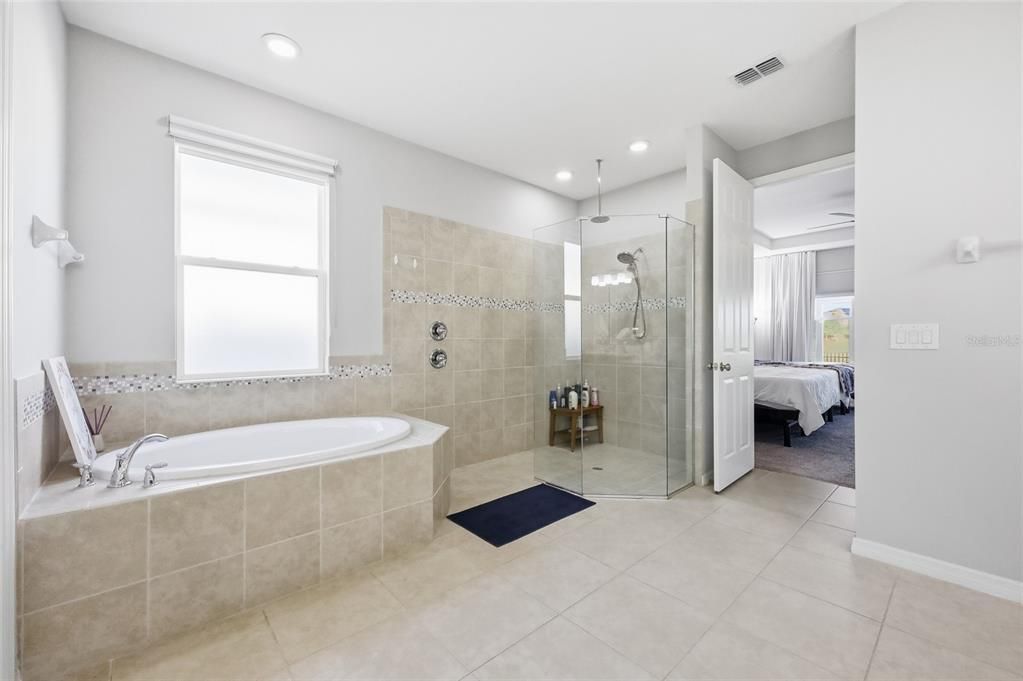 Active With Contract: $690,000 (4 beds, 4 baths, 2848 Square Feet)