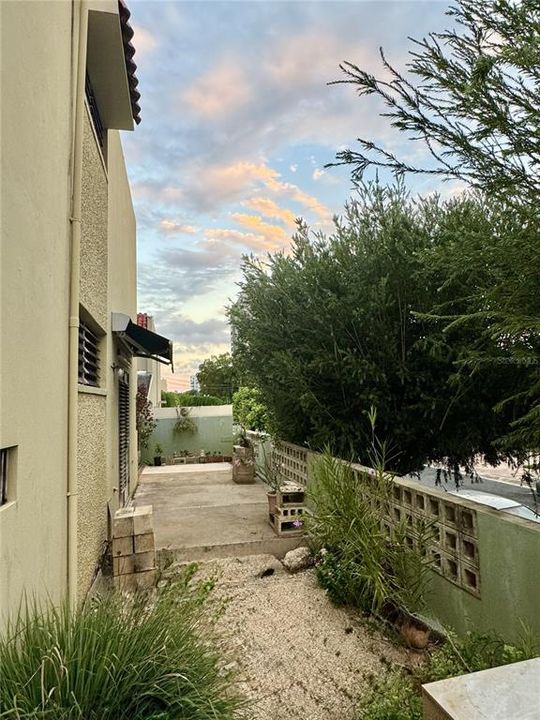 На продажу: $465,000 (5 спален, 3 ванн, 1886 Квадратных фут)