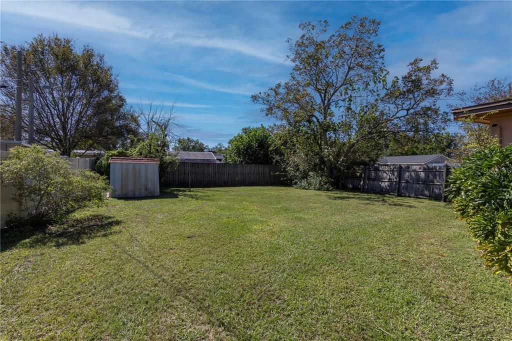 出租: $1,995 (3 贝兹, 1 浴室, 1199 平方英尺)