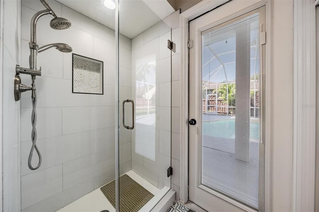 待售: $999,500 (4 贝兹, 3 浴室, 2641 平方英尺)