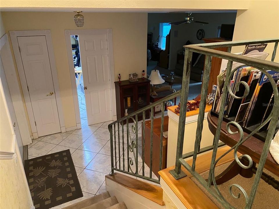 For Sale: $499,000 (4 beds, 2 baths, 2400 Square Feet)