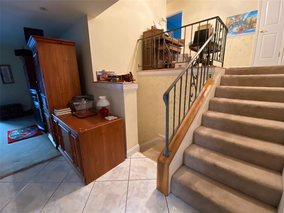 For Sale: $499,000 (4 beds, 2 baths, 2400 Square Feet)