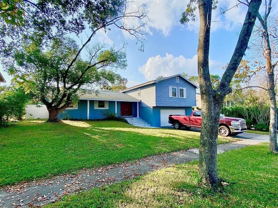 For Sale: $499,000 (4 beds, 2 baths, 2400 Square Feet)