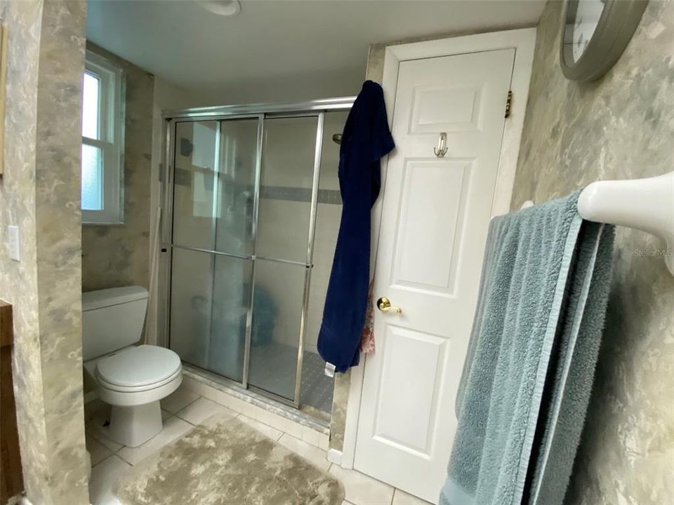 For Sale: $499,000 (4 beds, 2 baths, 2400 Square Feet)