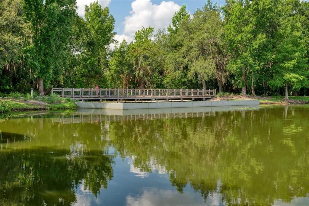 For Sale: $290,000 (1 beds, 1 baths, 837 Square Feet)