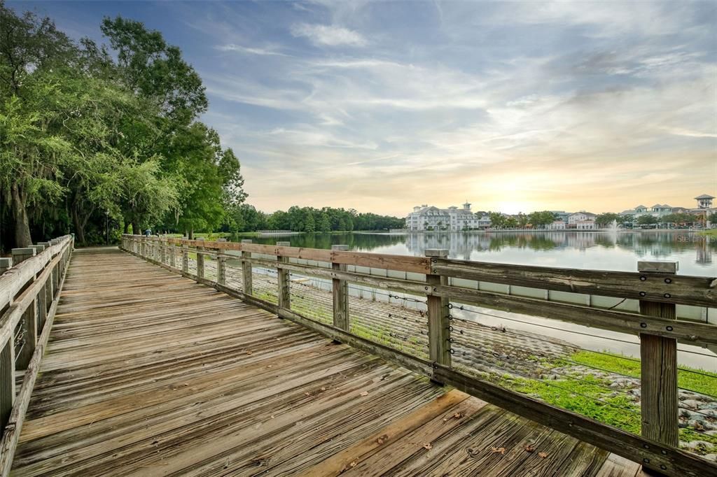 For Sale: $290,000 (1 beds, 1 baths, 837 Square Feet)