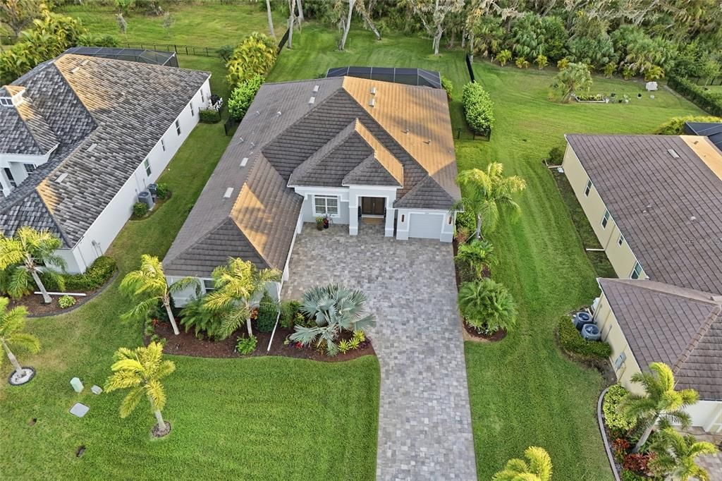 For Sale: $1,295,000 (4 beds, 3 baths, 2762 Square Feet)