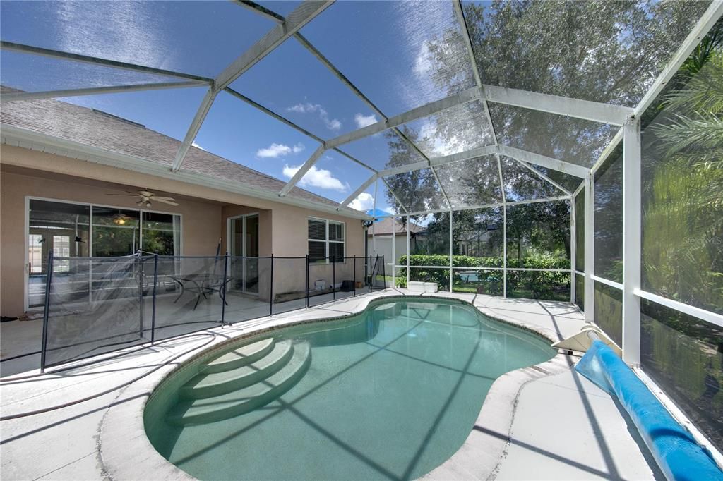 For Rent: $3,800 (4 beds, 3 baths, 2073 Square Feet)