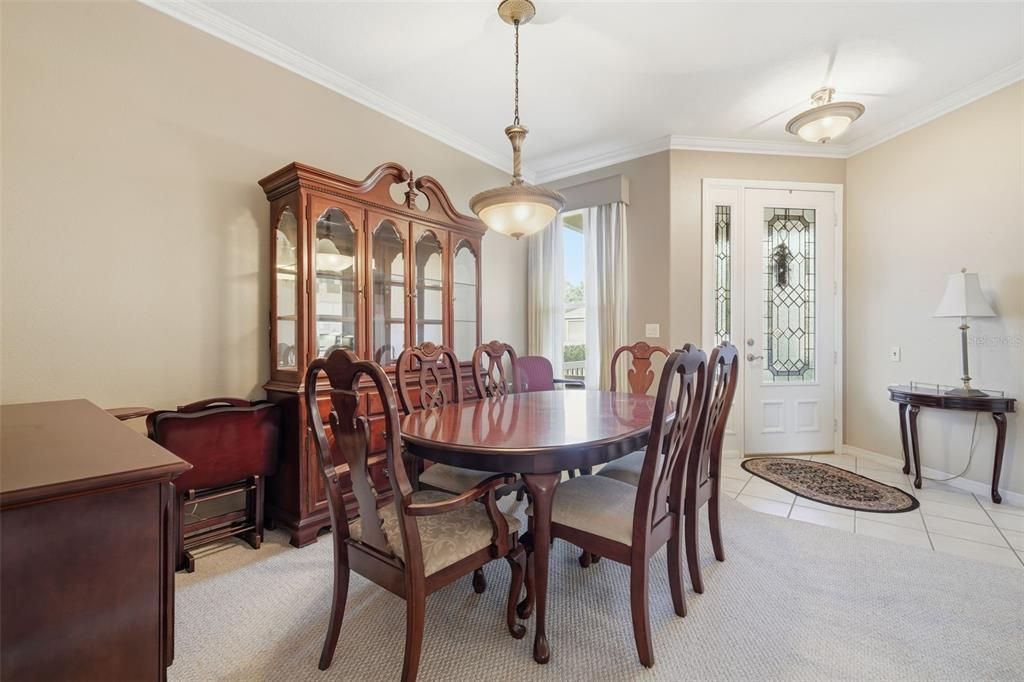 For Sale: $289,000 (2 beds, 2 baths, 1307 Square Feet)