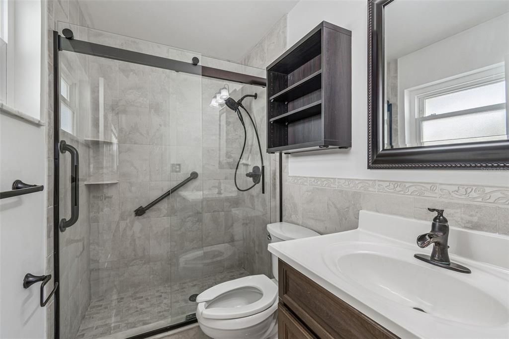 Active With Contract: $300,000 (3 beds, 2 baths, 1587 Square Feet)