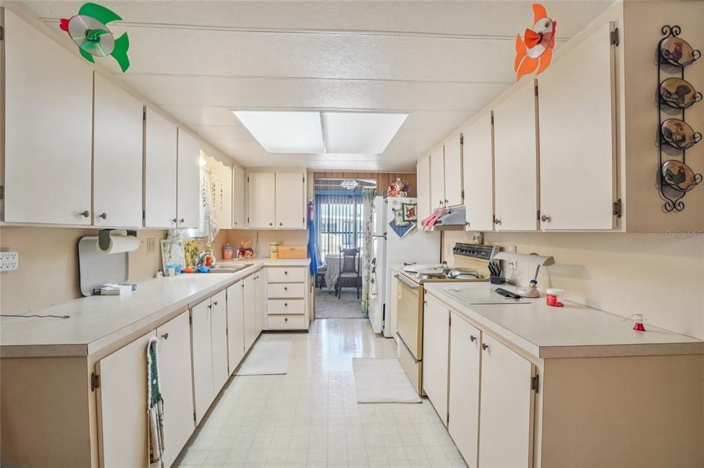 En Venta: $129,900 (2 camas, 2 baños, 1440 Pies cuadrados)