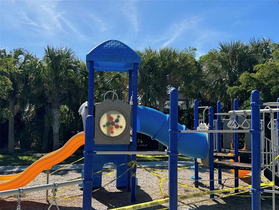 出租: $3,595 (3 贝兹, 2 浴室, 1603 平方英尺)