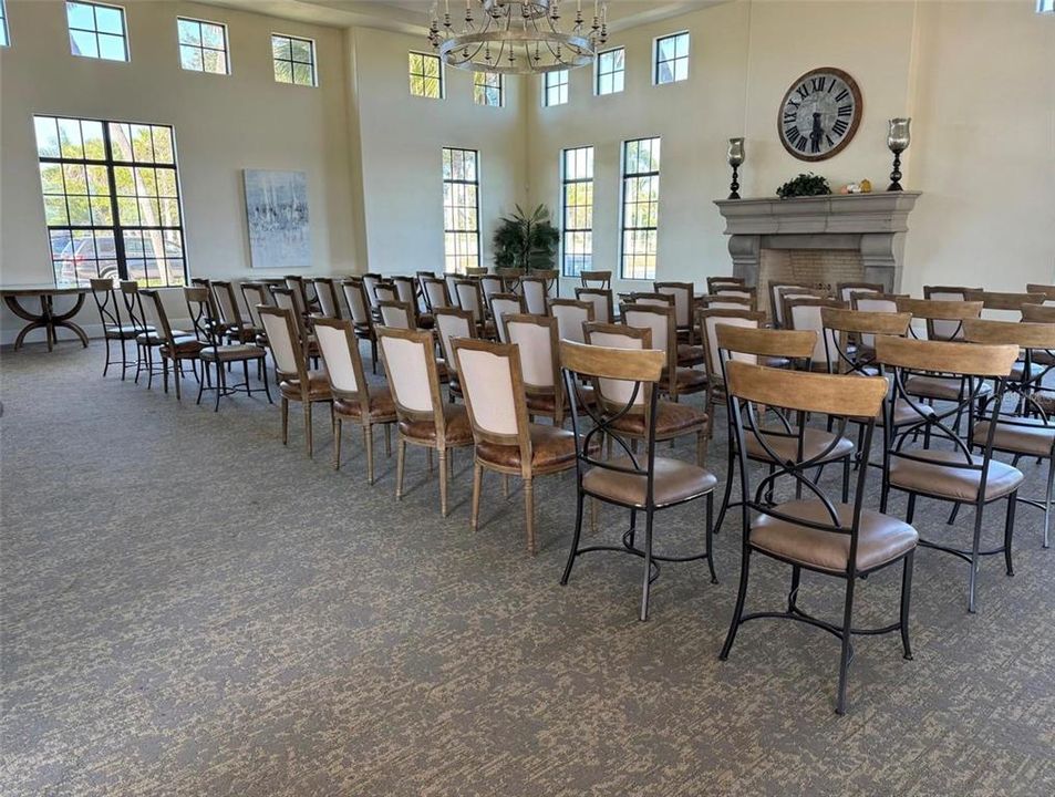 出租: $3,595 (3 贝兹, 2 浴室, 1603 平方英尺)