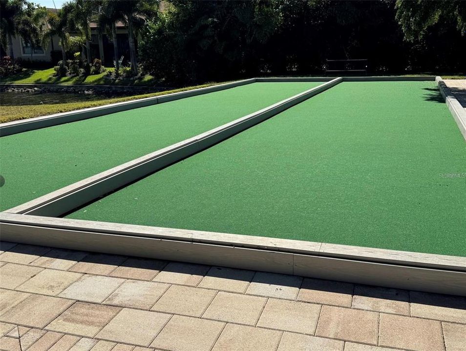 出租: $3,595 (3 贝兹, 2 浴室, 1603 平方英尺)