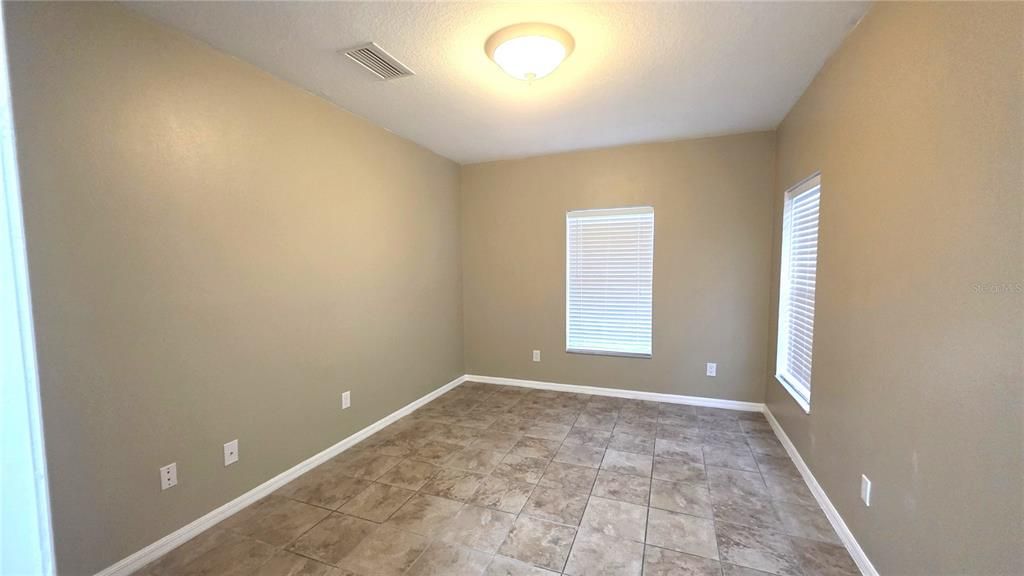 В аренду: $2,200 (3 спален, 2 ванн, 1604 Квадратных фут)